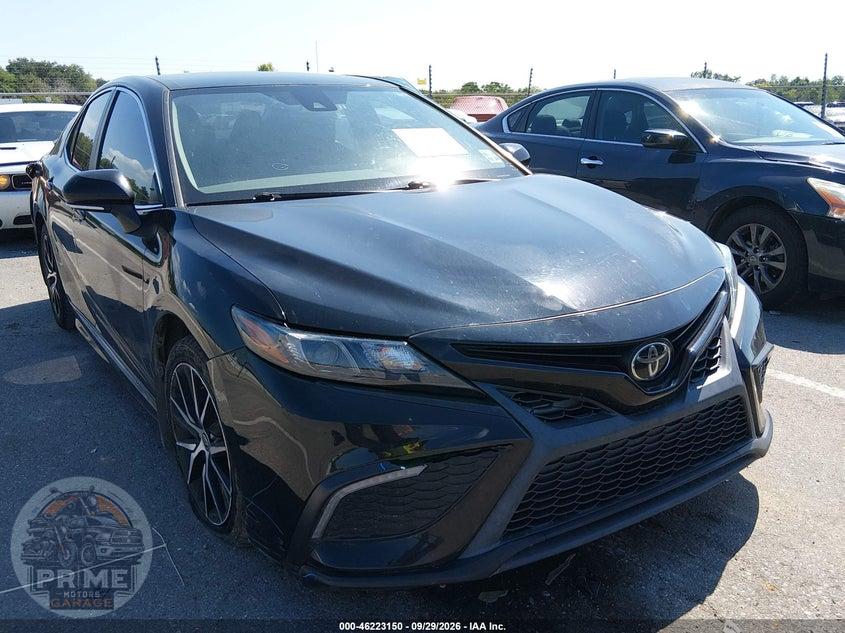 2022 TOYOTA CAMRY SE