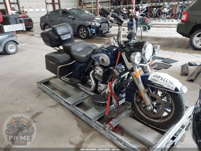 2014 HARLEY-DAVIDSON FLHP (POLICE ROAD KING) POLICE ROAD KING