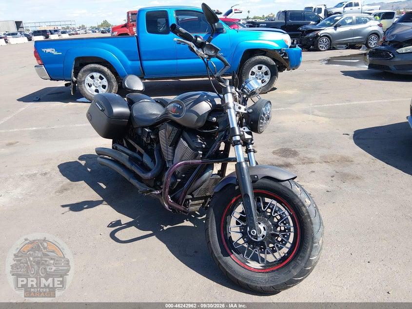2015 VICTORY MOTORCYCLES GUNNER