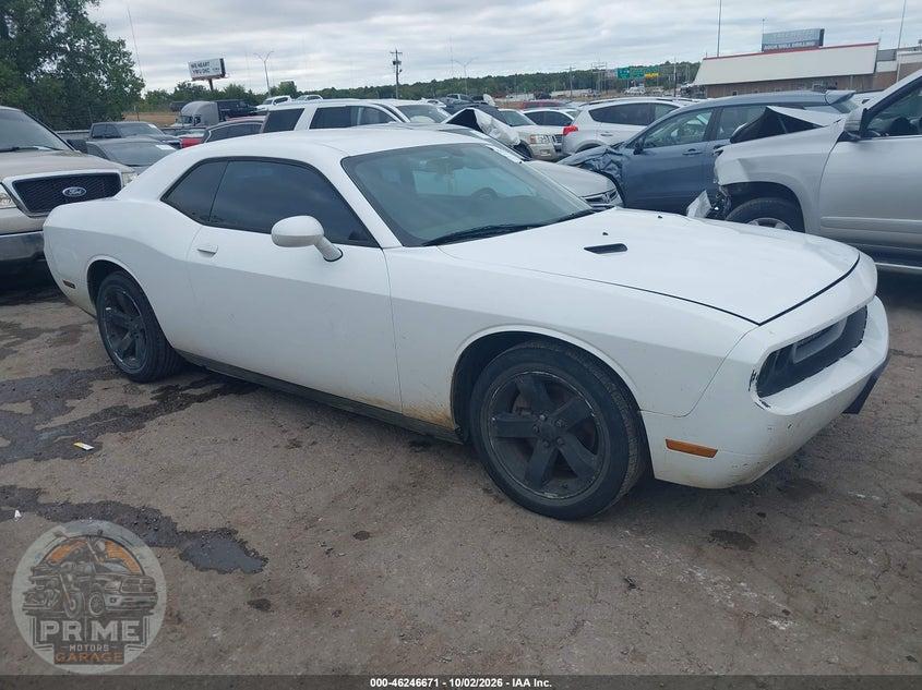 2013 DODGE CHALLENGER SXT