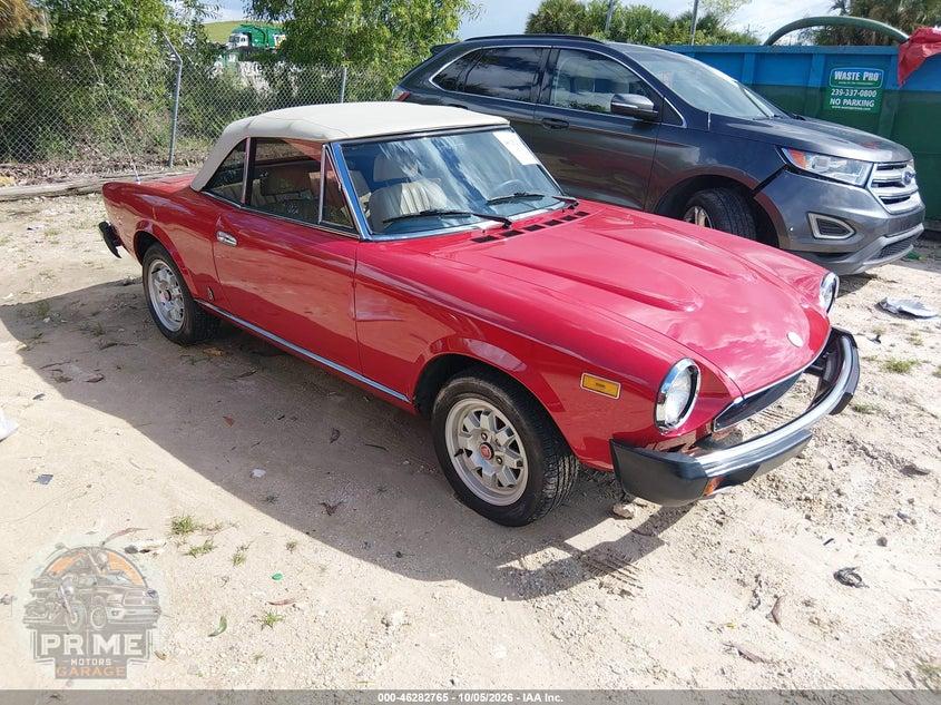 1982 FIAT 124 SPIDER