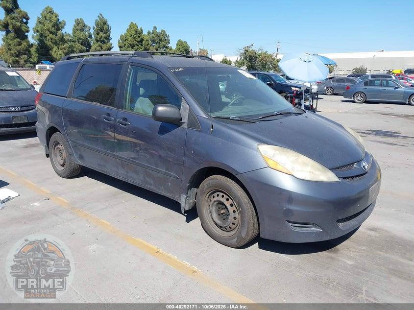 2006 TOYOTA SIENNA LE