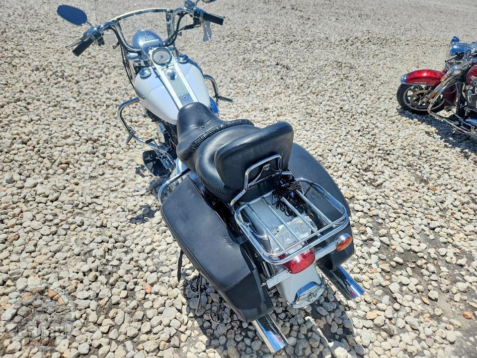 2004 HARLEY-DAVIDSON FLHRCI (ROAD KING CLASSIC) — фото 4
