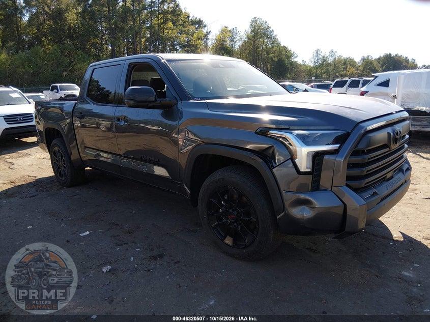 2023 TOYOTA TUNDRA SR5