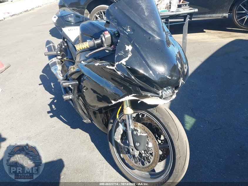 2011 SUZUKI GSX750
