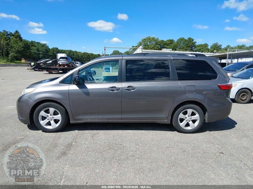 2017 TOYOTA SIENNA LE 8 PASSENGER — фото 14