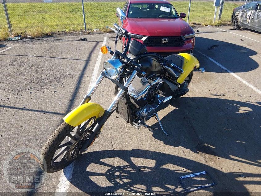 2017 HONDA VT1300 CX