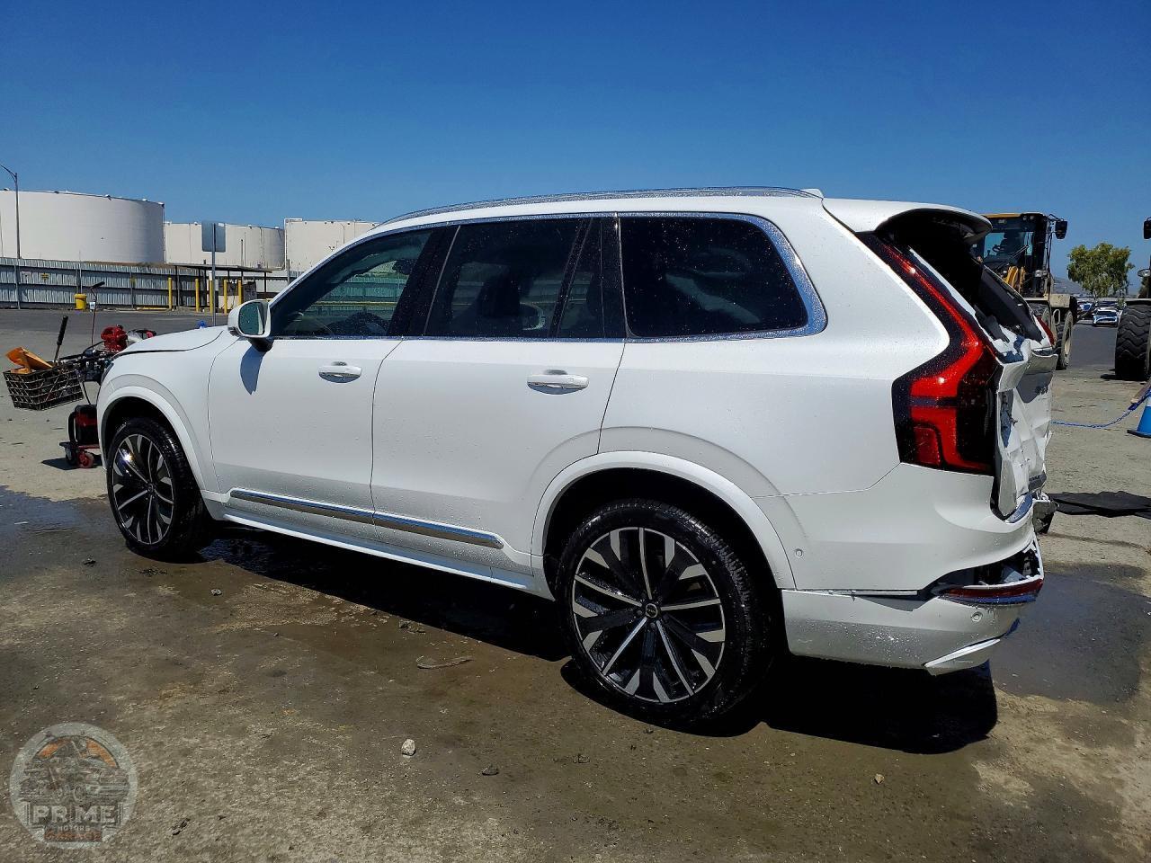 2026 VOLVO XC90 — фото 2
