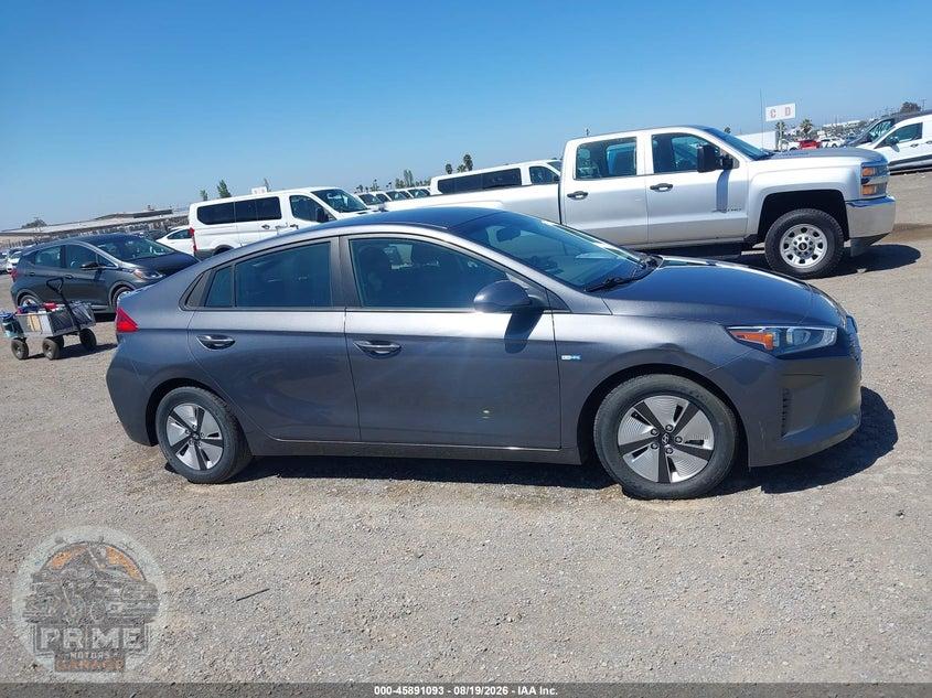 2018 HYUNDAI IONIQ HYBRID BLUE — фото 14