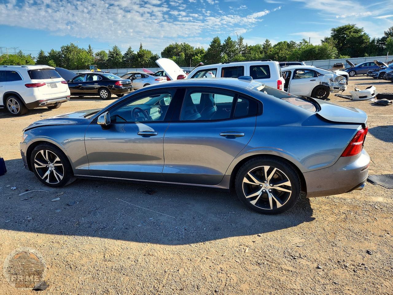 2020 VOLVO S60 — фото 2
