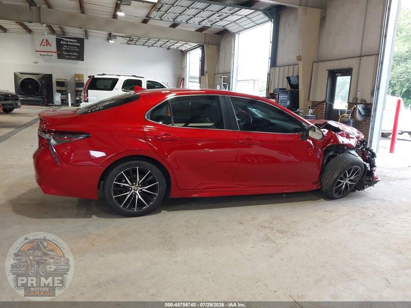 2022 TOYOTA CAMRY SE HYBRID — фото 13