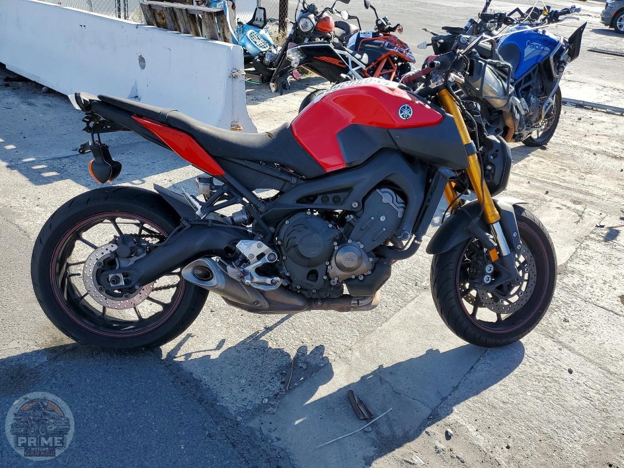 2014 YAMAHA FZ09 — фото 1
