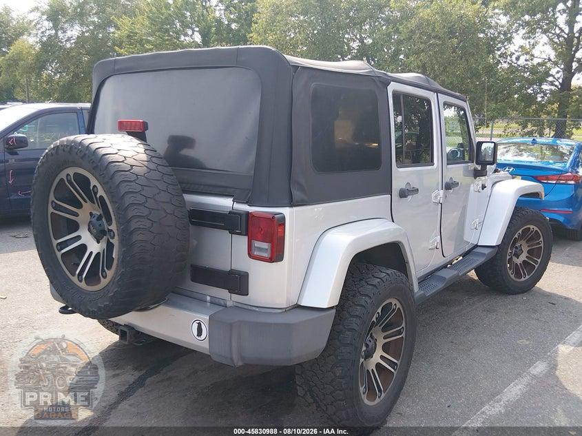 2012 JEEP WRANGLER UNLIMITED SAHARA — фото 4