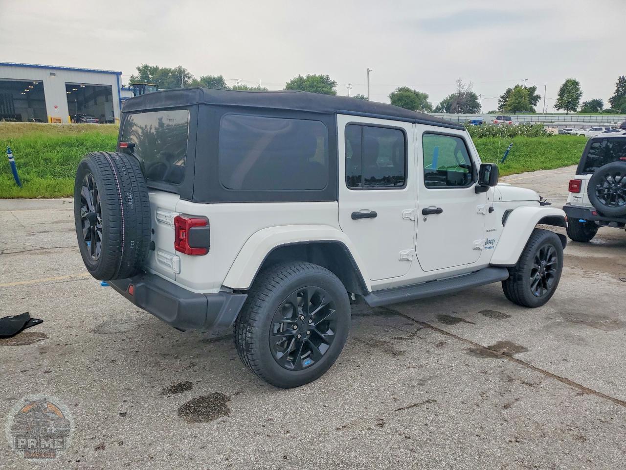 2022 JEEP WRANGLER — фото 3