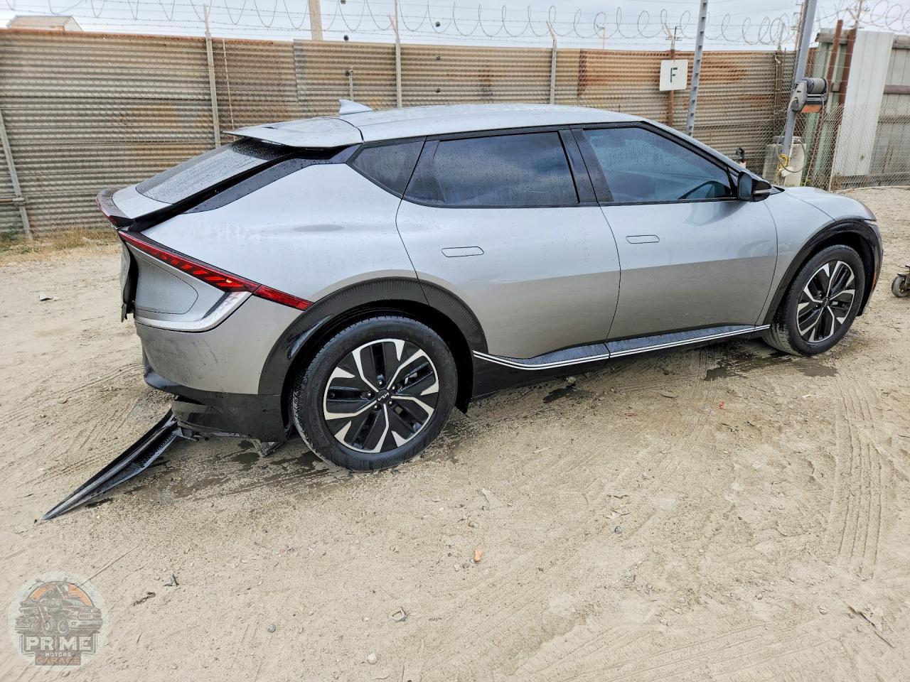 2023 KIA EV6 — фото 3