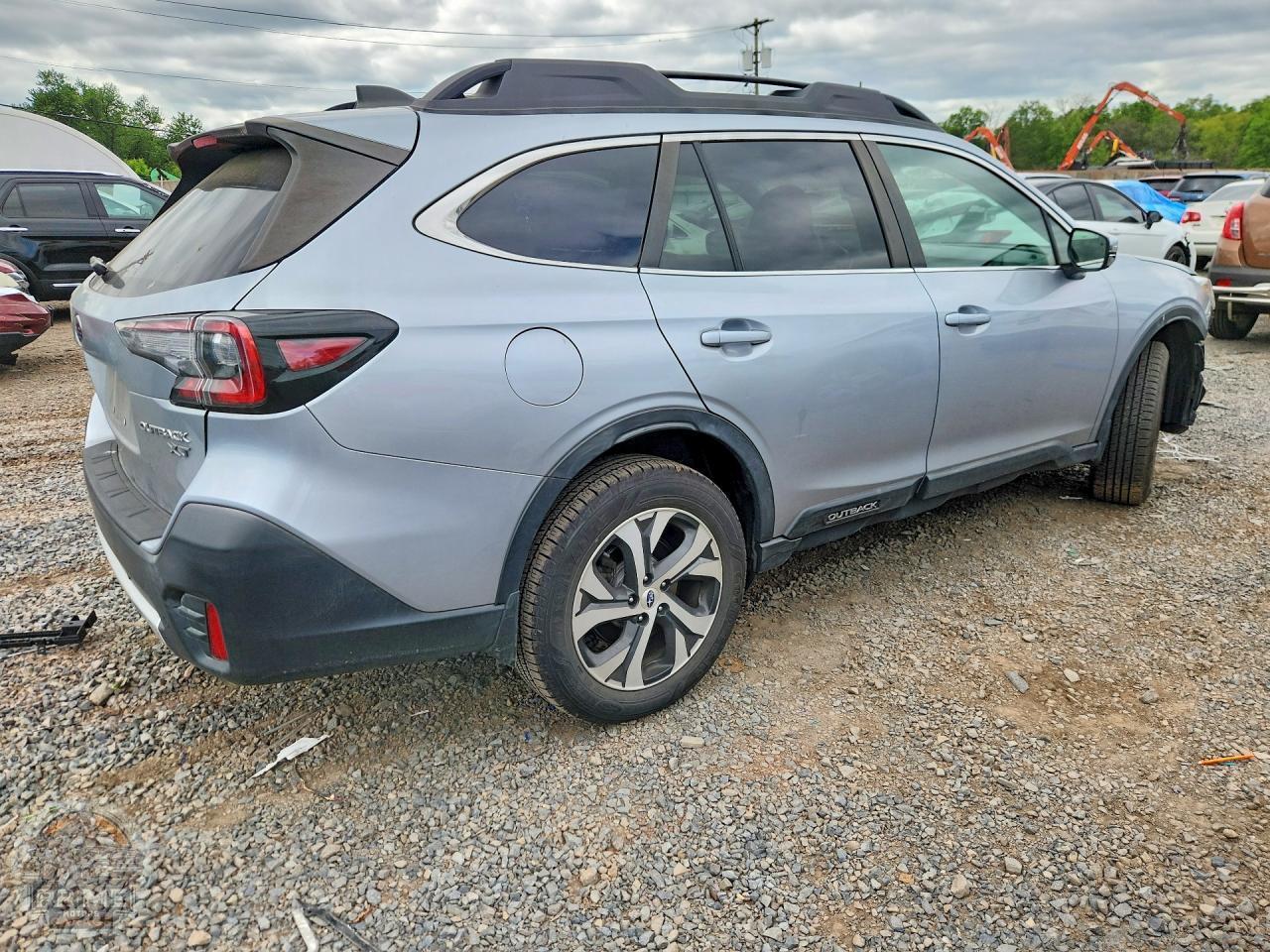 2020 SUBARU OUTBACK — фото 3