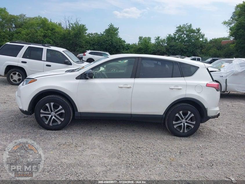 2018 TOYOTA RAV4 LE — фото 14