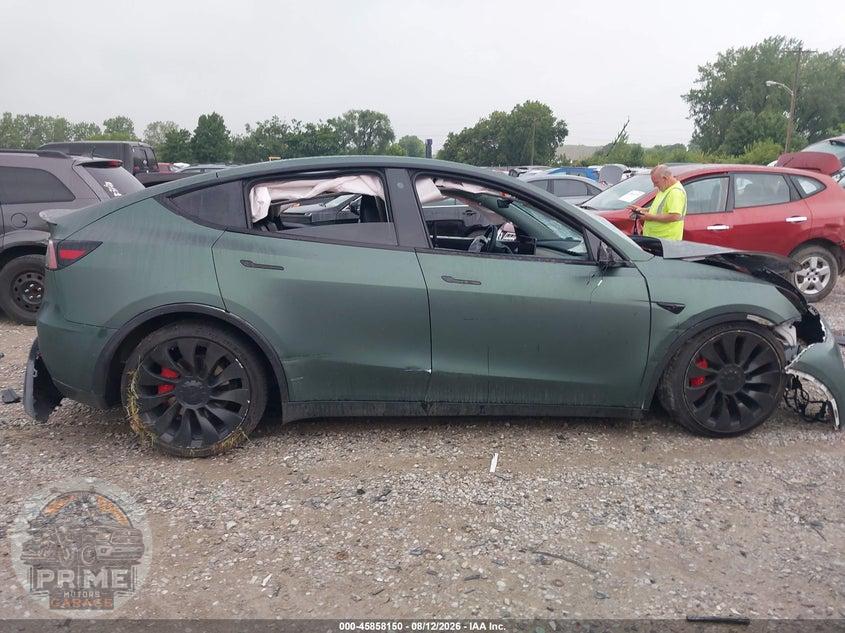 2022 TESLA MODEL Y PERFORMANCE DUAL MOTOR ALL-WHEEL DRIVE — фото 12