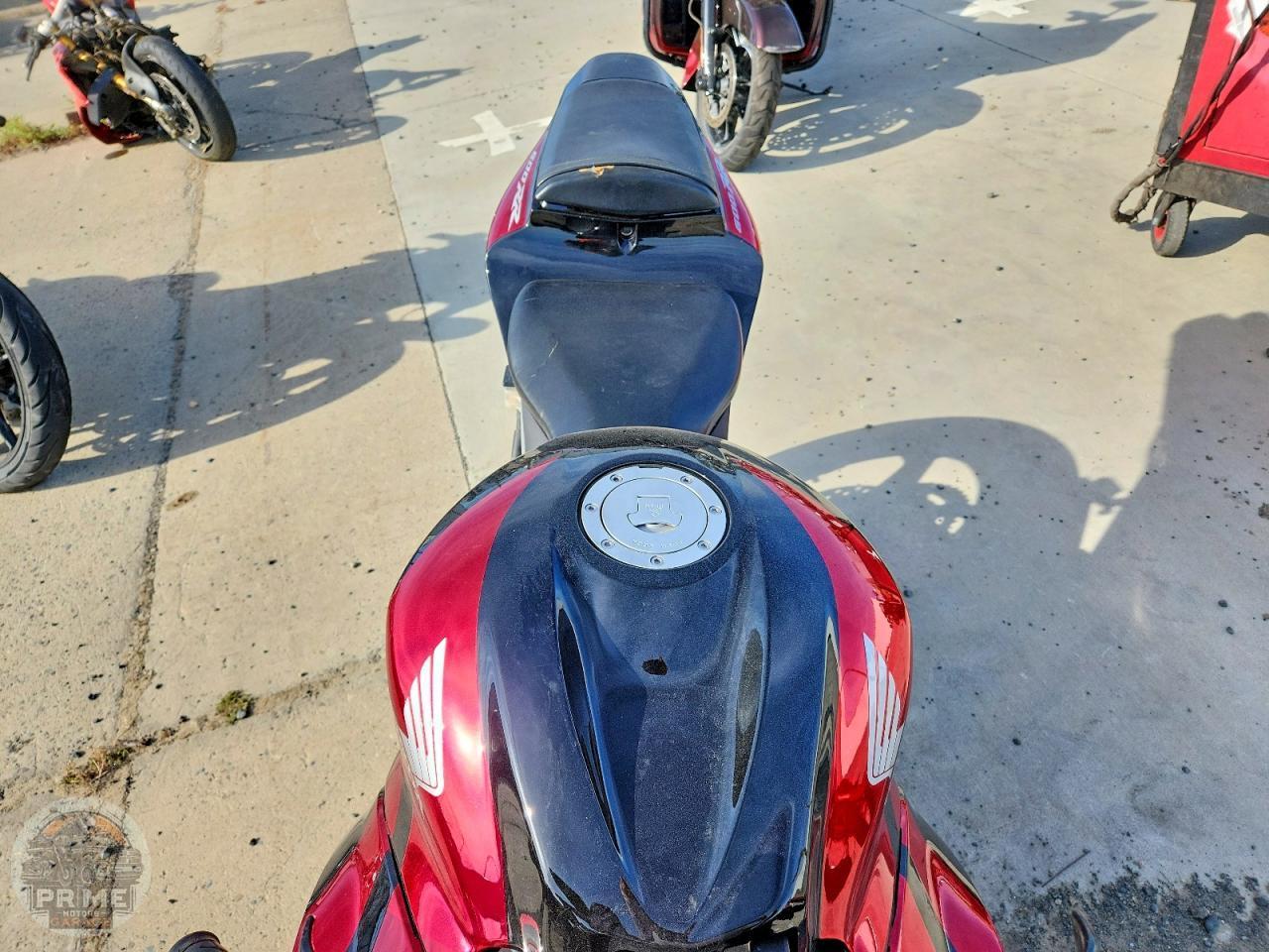 2008 HONDA CBR600 — фото 5