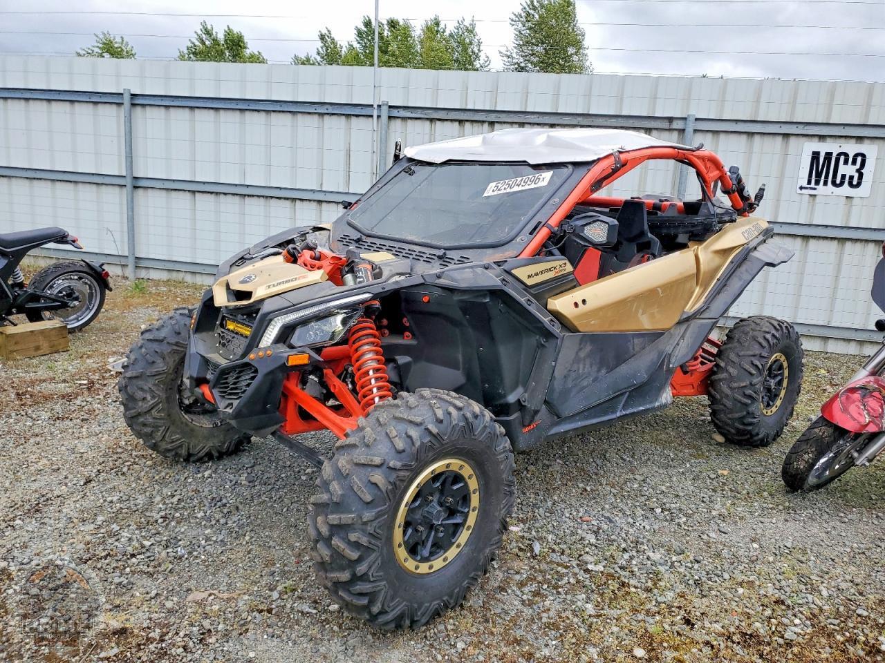 2018 CAN-AM MAVERICK — фото 2