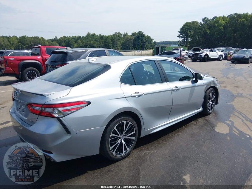 2018 TOYOTA CAMRY SE — фото 4