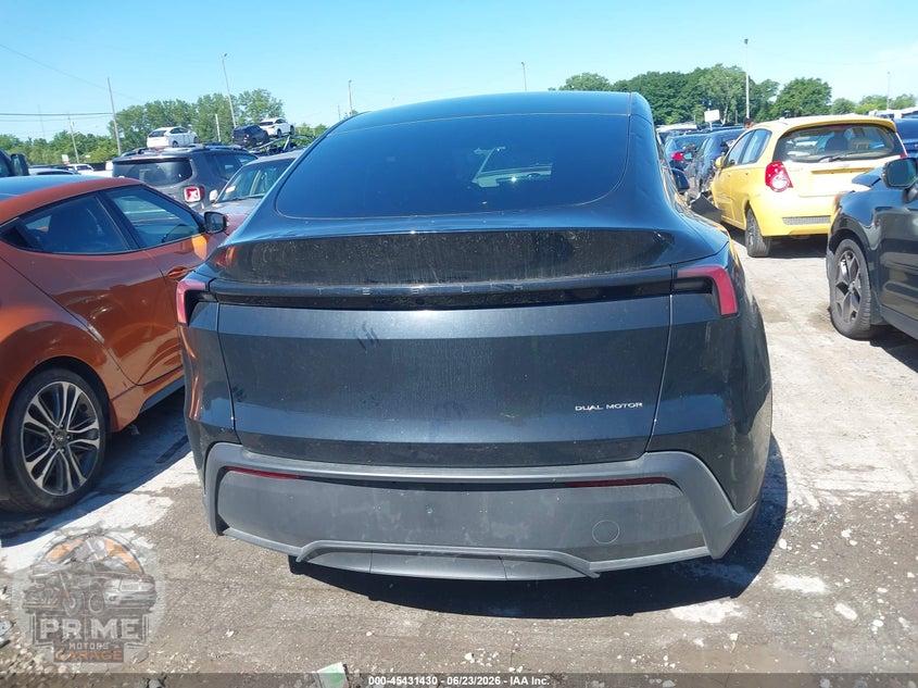 2026 TESLA MODEL Y ALL-WHEEL DRIVE/LONG RANGE LAUNCH SERIES/PREMIUM ALL-WHEEL DRIVE — фото 16