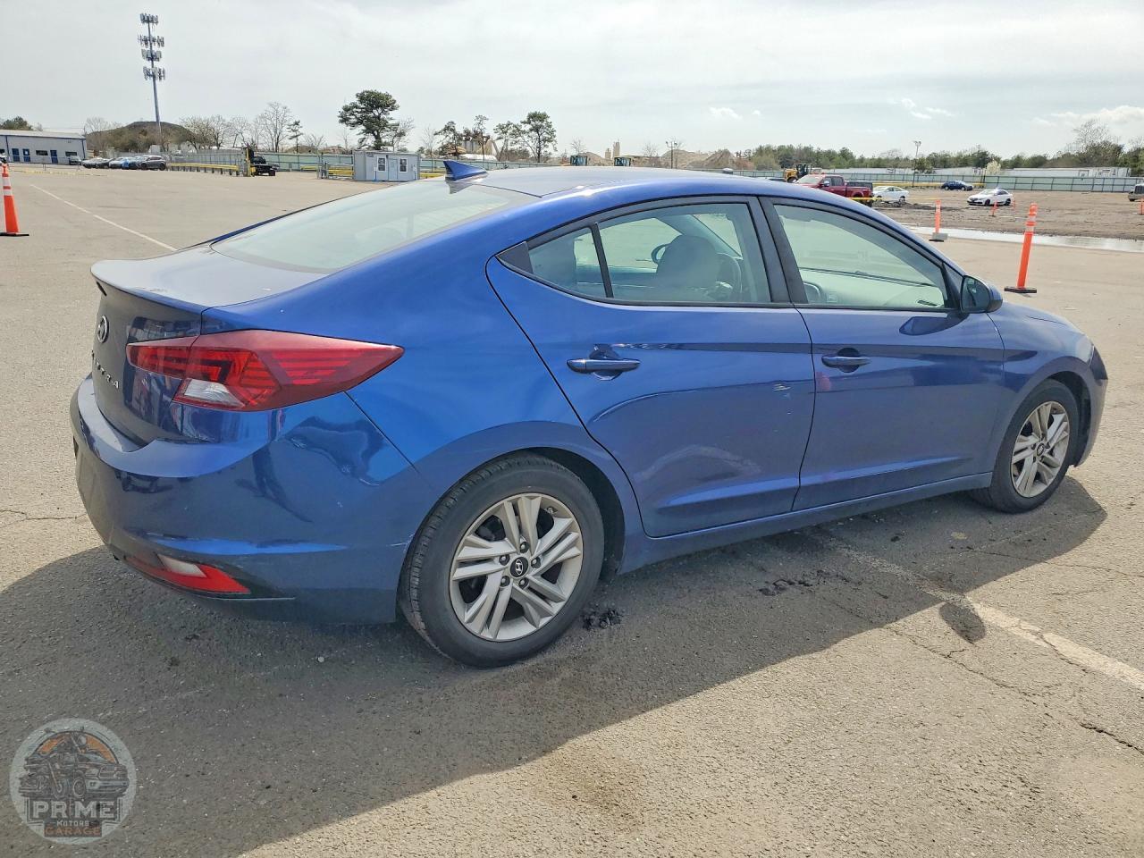 2020 HYUNDAI ELANTRA — фото 3