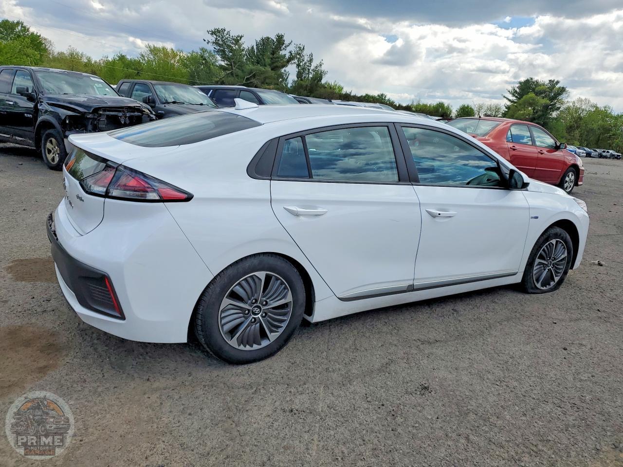 2020 HYUNDAI IONIQ — фото 3