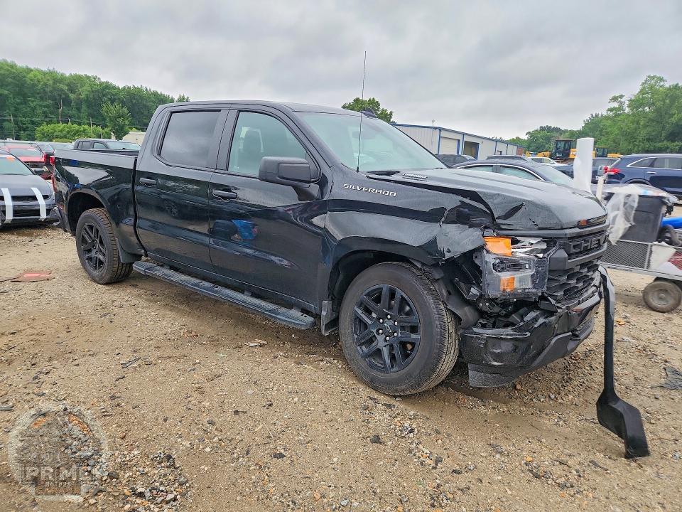2025 CHEVROLET SILVERADO — фото 4
