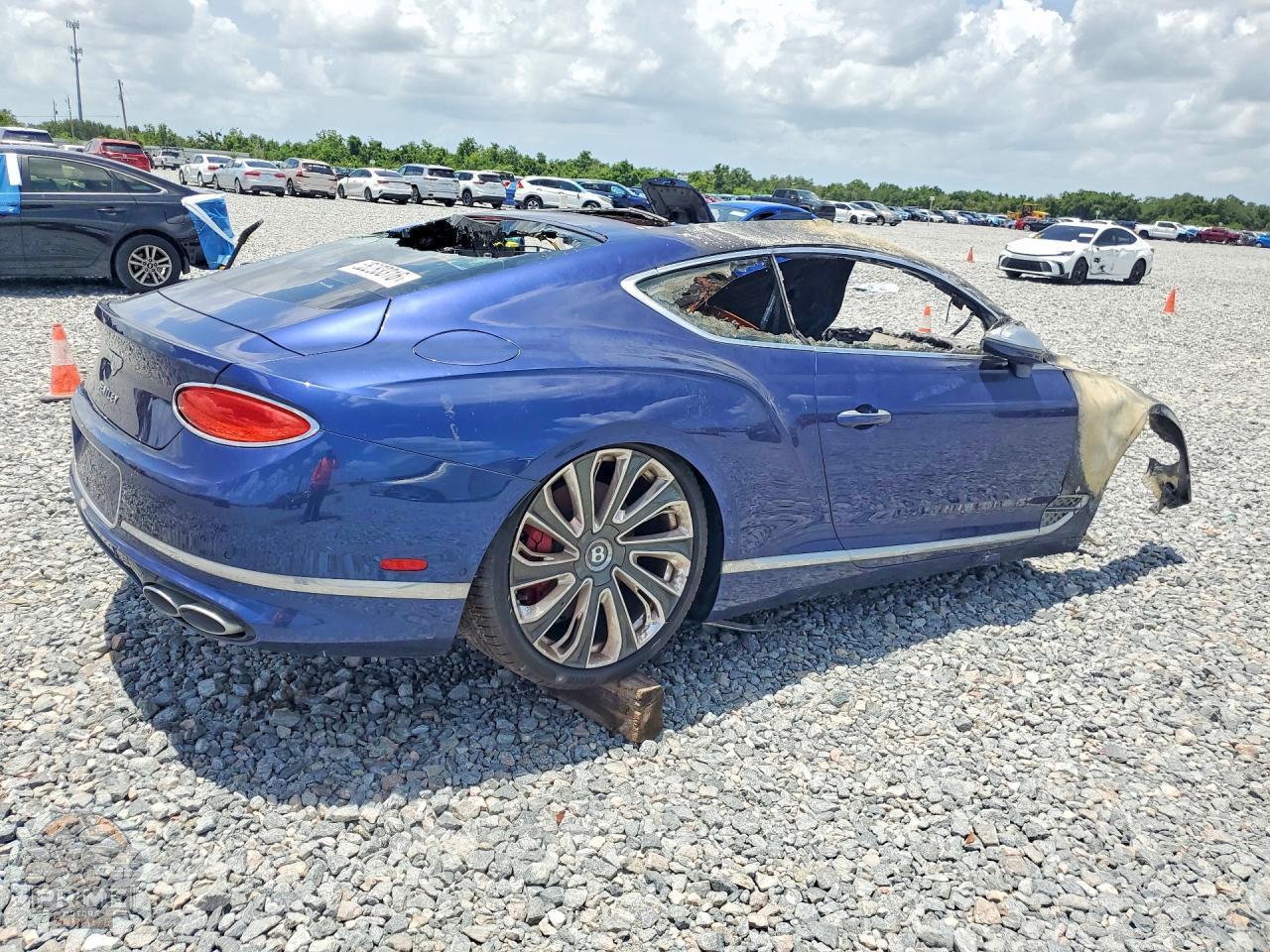 2023 BENTLEY CONTINENTAL — фото 11