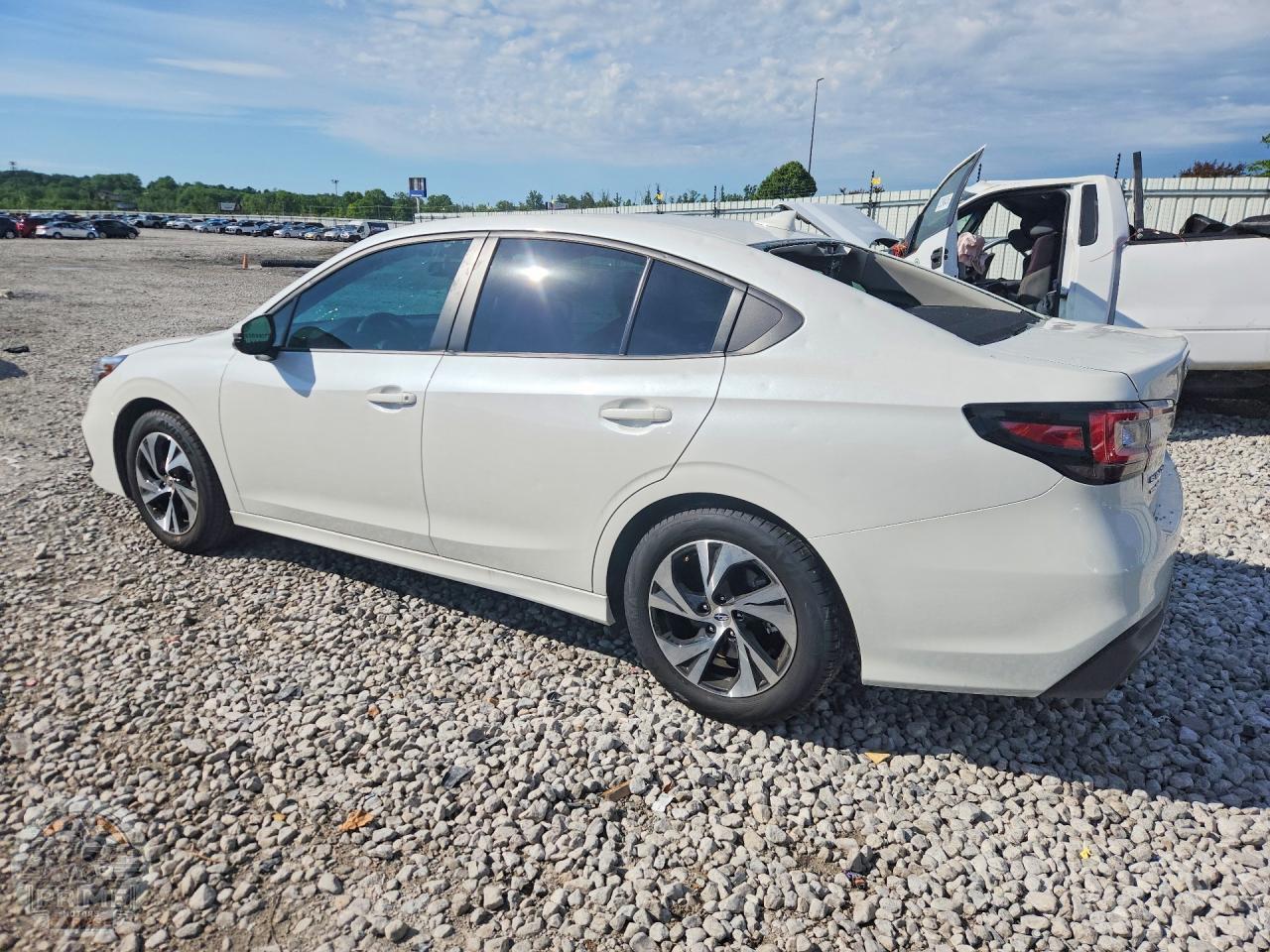 2025 SUBARU LEGACY — фото 2
