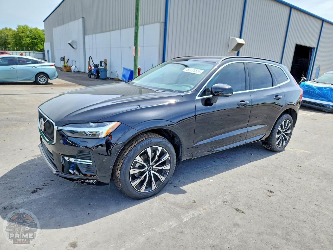 2023 VOLVO XC60 — фото 2