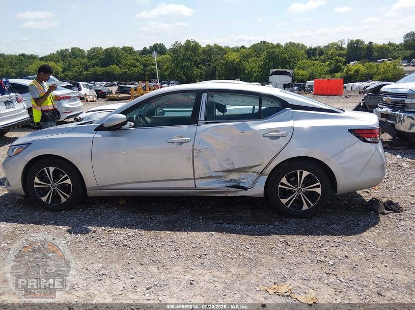 2022 NISSAN SENTRA SV XTRONIC CVT — фото 15