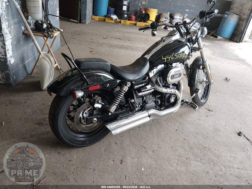 2017 HARLEY-DAVIDSON FXDWG (DYNA WIDE GLIDE) DYNA WIDE GLIDE — фото 4