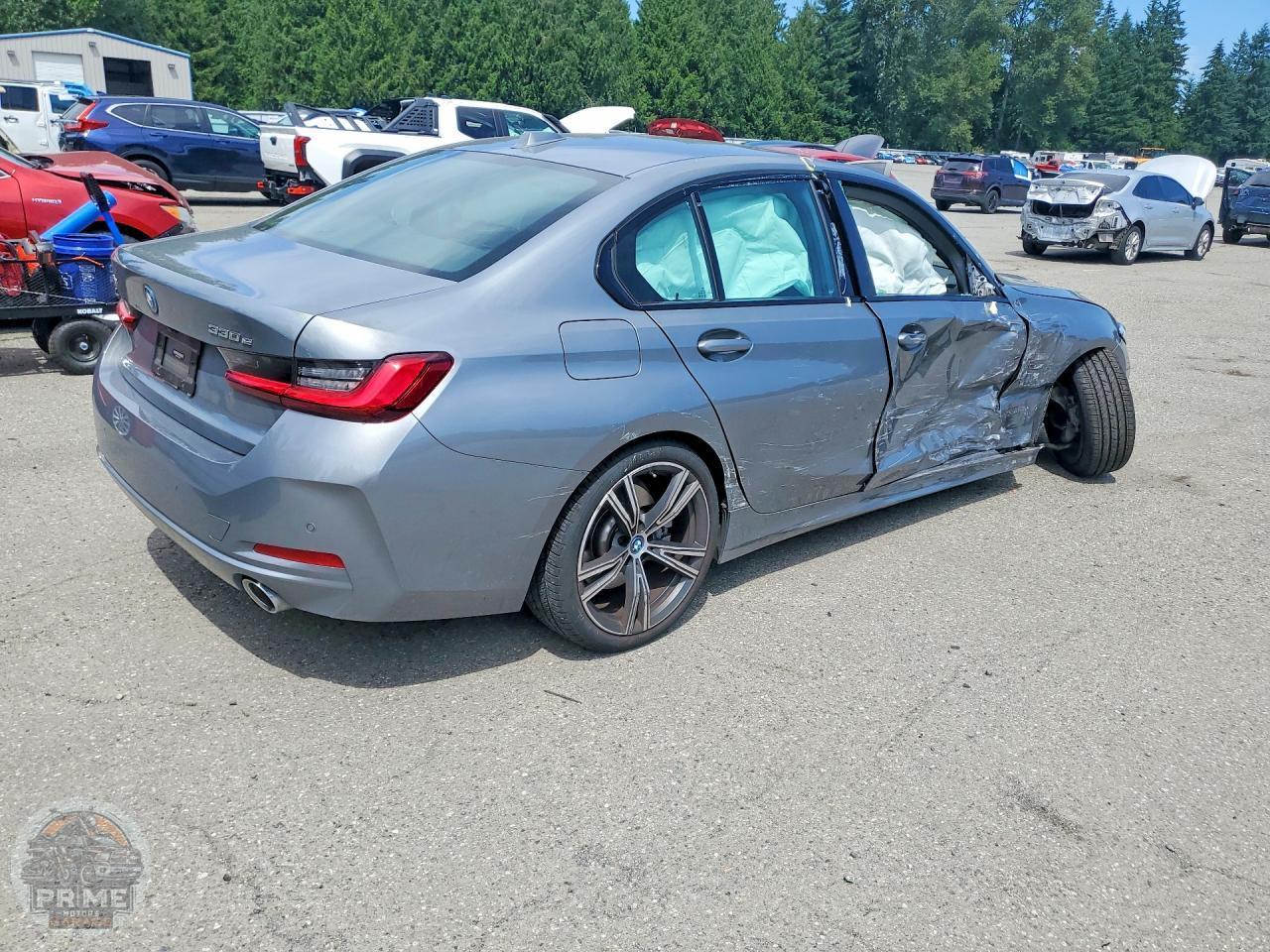 2023 BMW 3 SERIES — фото 3