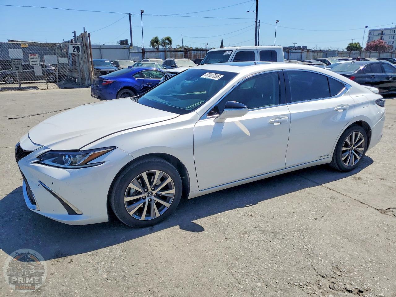 2021 LEXUS ES — фото 2