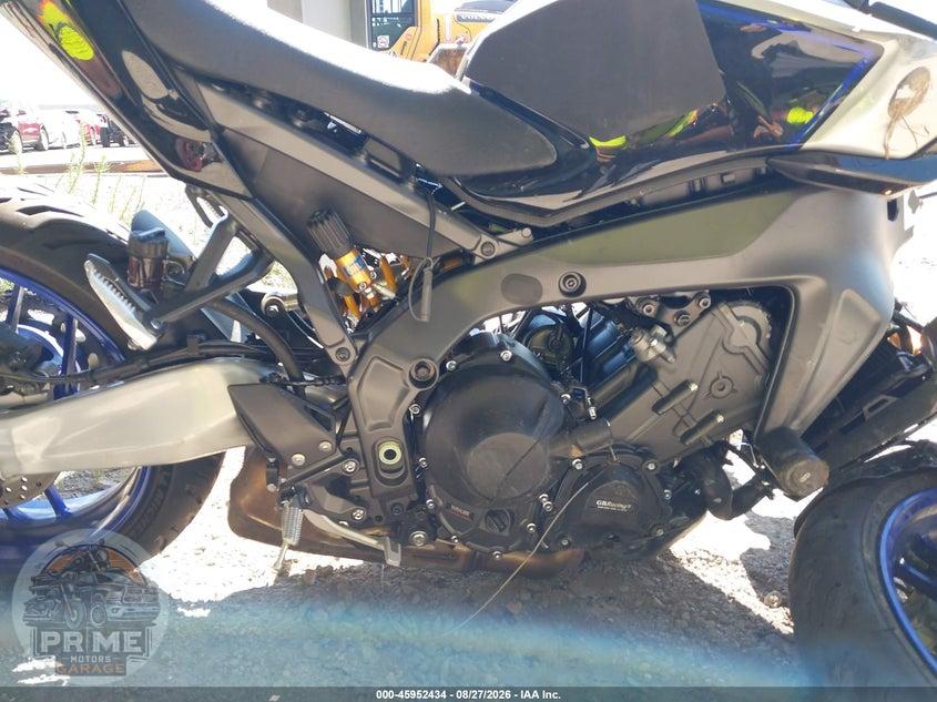2025 YAMAHA MT09 SP — фото 8