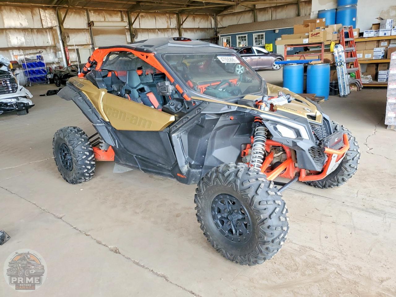 2017 CAN-AM MAVERICK — фото 1