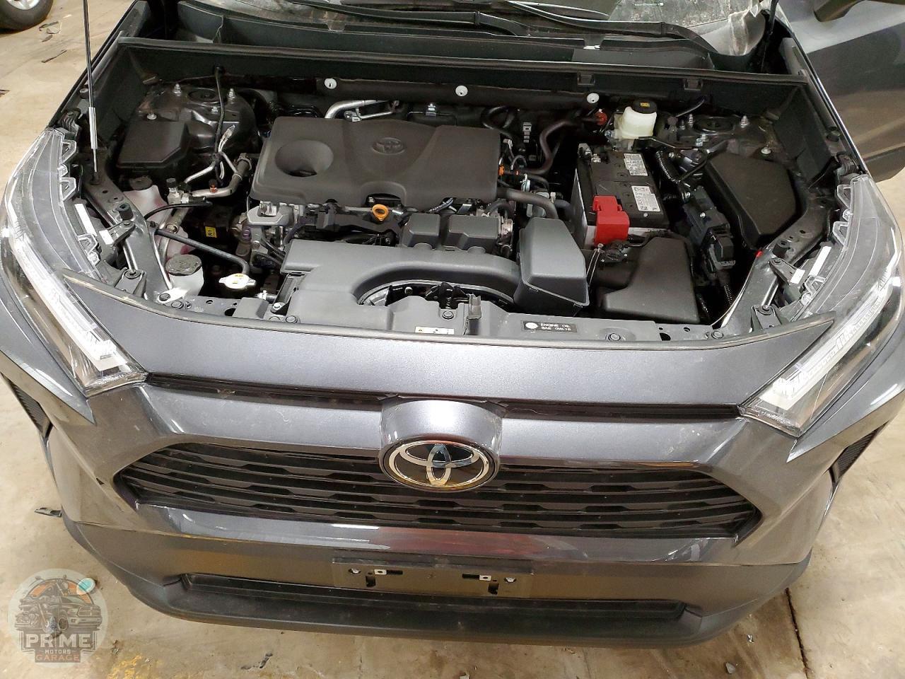 2025 TOYOTA RAV4 — фото 12