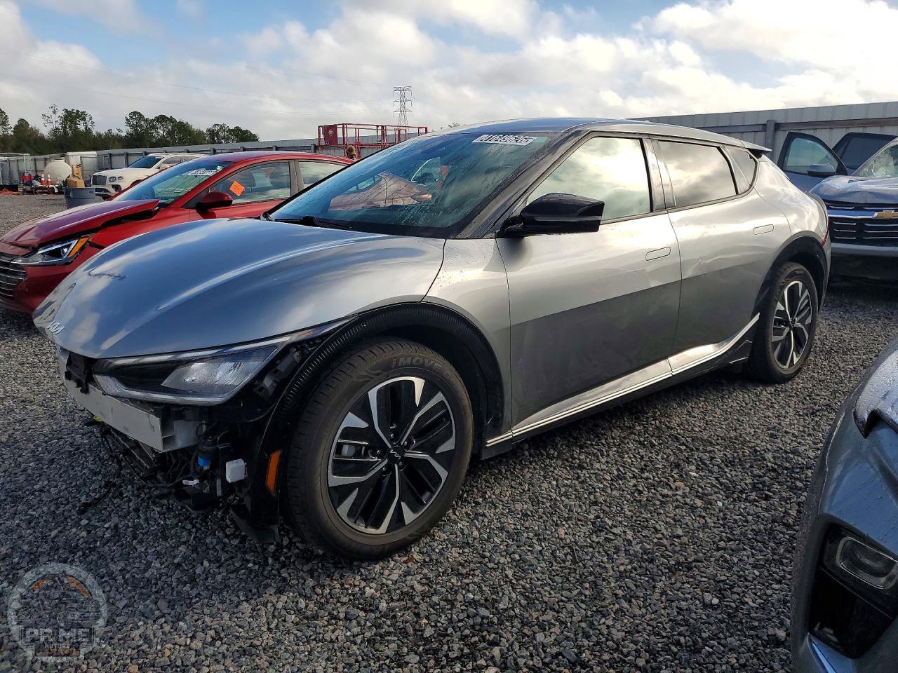 2023 KIA EV6 — фото 1