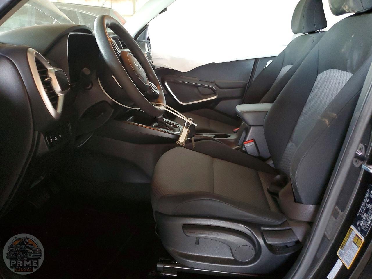 2025 KIA SOUL — фото 7