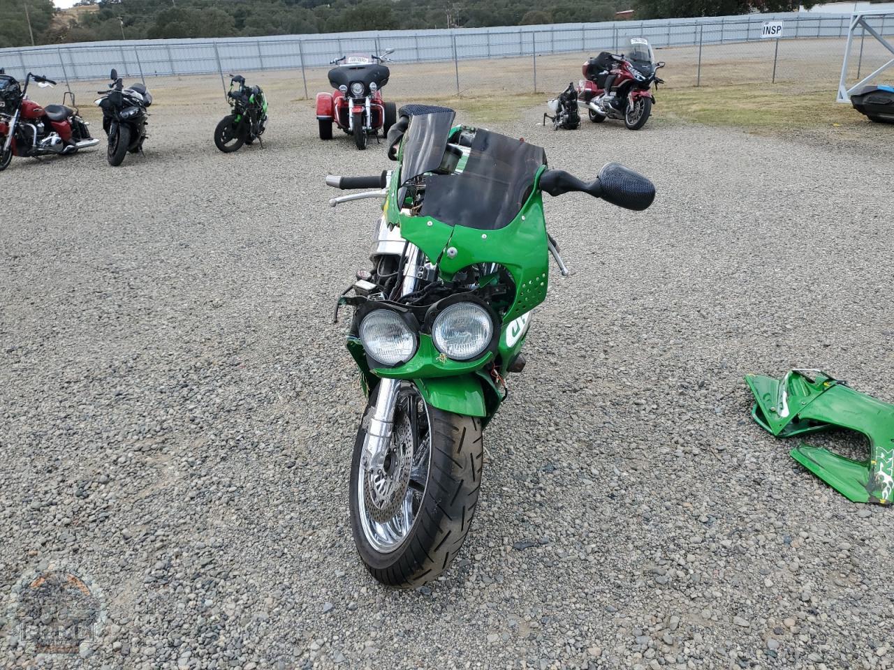 1993 HONDA CBR900 — фото 2