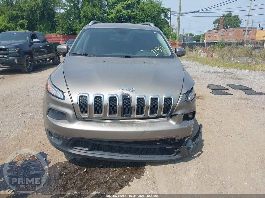 2016 JEEP CHEROKEE LATITUDE — фото 12