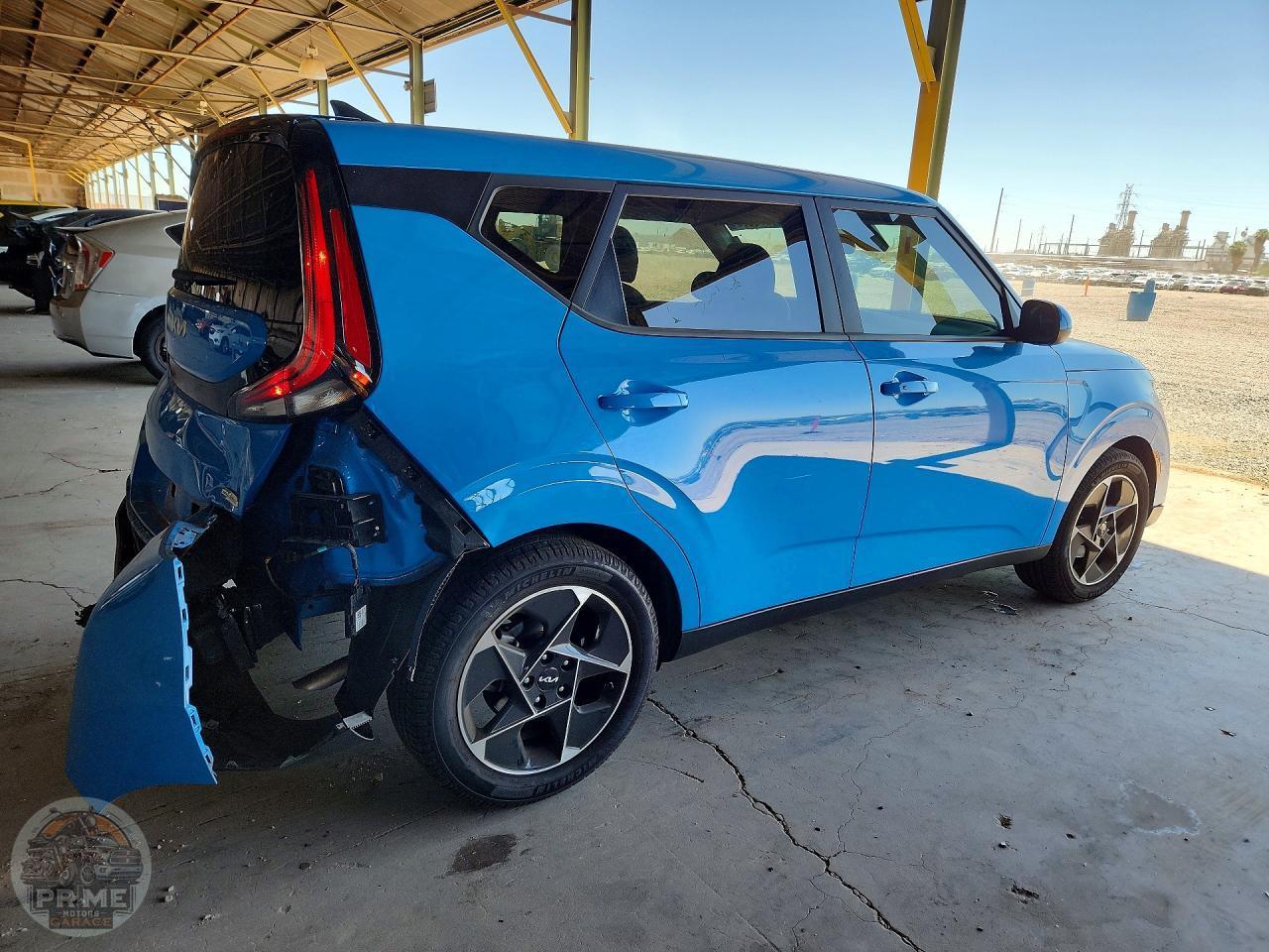 2023 KIA SOUL — фото 3