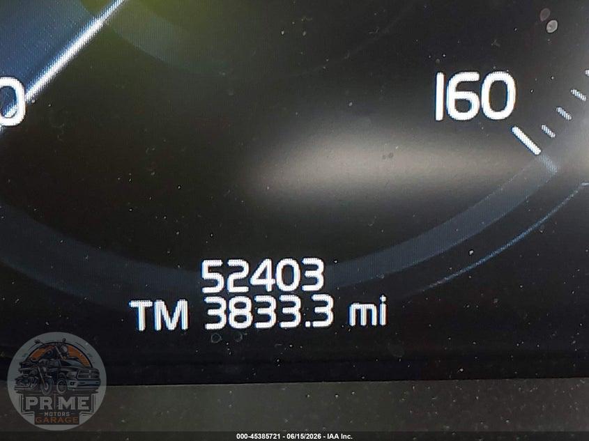2021 VOLVO XC60 T5 MOMENTUM — фото 15