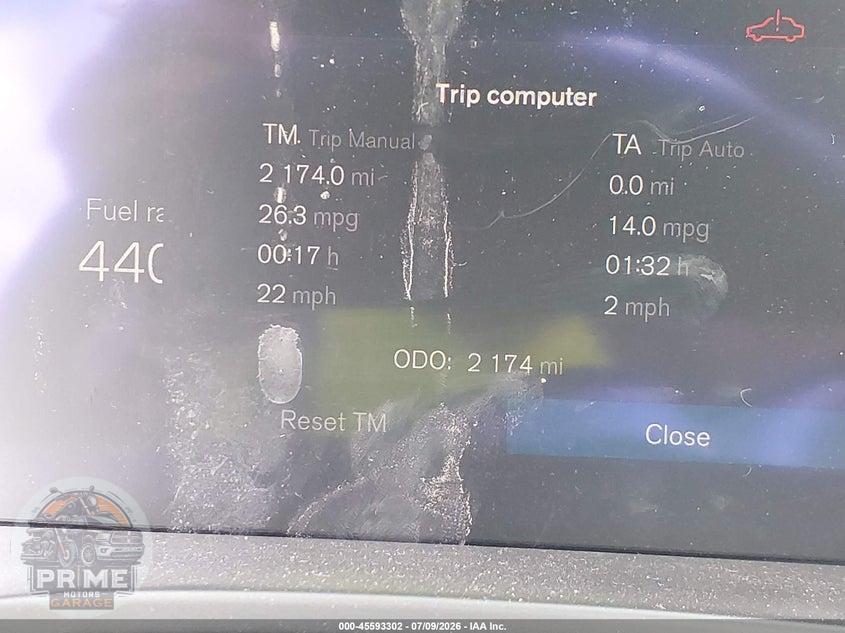 2023 VOLVO XC40 B5 PLUS BRIGHT THEME — фото 15