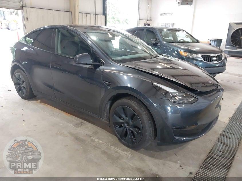 2025 TESLA MODEL Y LONG RANGE DUAL MOTOR ALL-WHEEL DRIVE — фото 1