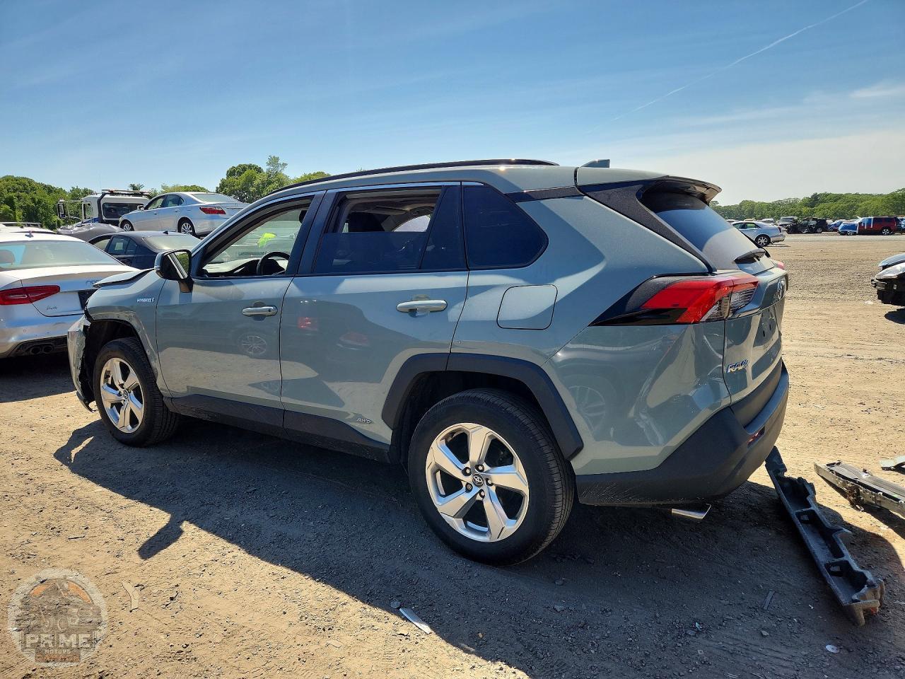 2021 TOYOTA RAV4 — фото 2