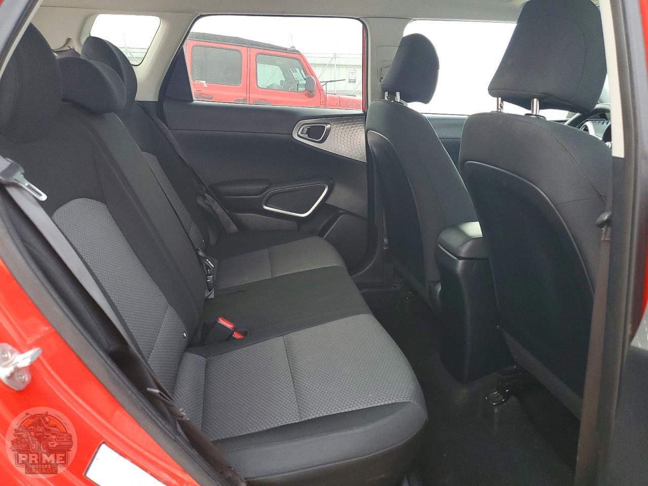 2022 KIA SOUL — фото 10