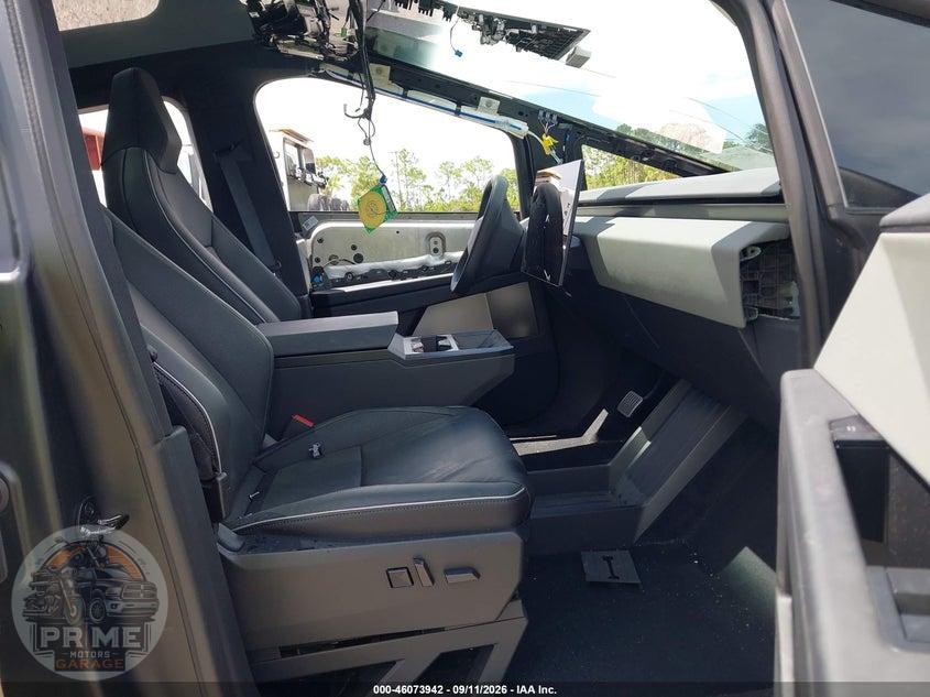 2024 TESLA CYBERTRUCK ALL-WHEEL DRIVE — фото 5
